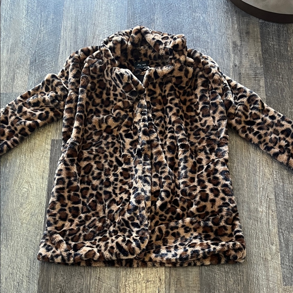 Love Tree Cheetah Print Fur Coat